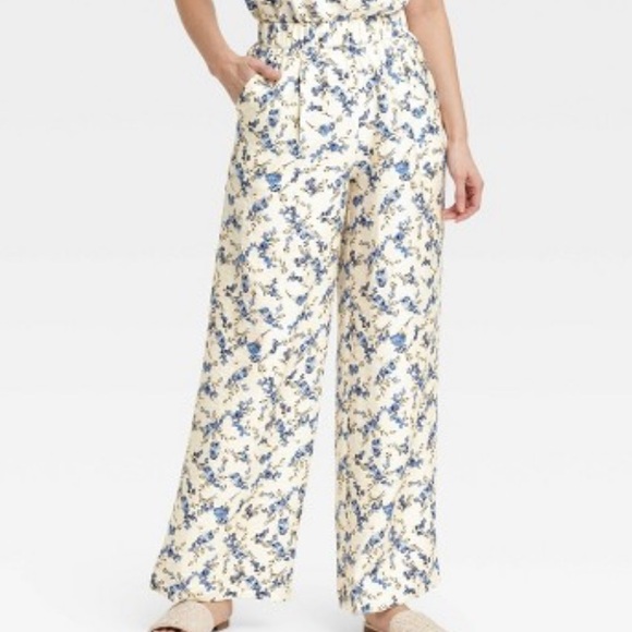 a new day Pants - A new Day Floral Cream and Blue Women's Pants Wide Leg size S